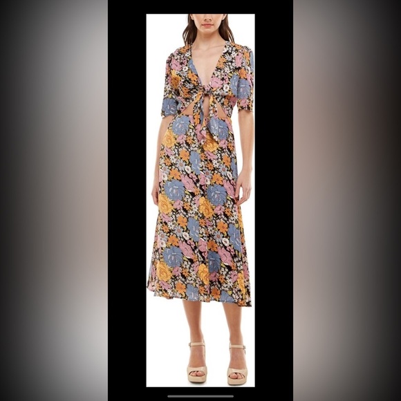 NWT WAYF ditsy floral cottage core dark cut out midi/maxi dress milk maid 6 - Picture 1 of 7
